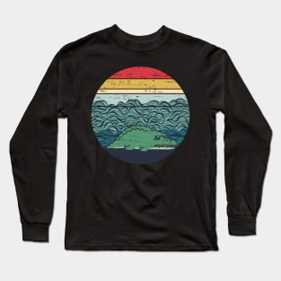 Funny Lazy Alligator Retro Sunset Distressed Vintage Rainbow Colors Long Sleeve T-Shirt